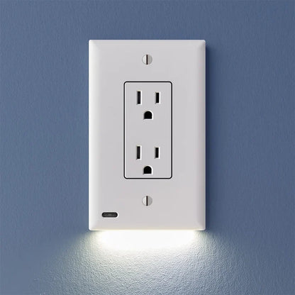 Outlet Cover with Integrated LED Night GuideLight